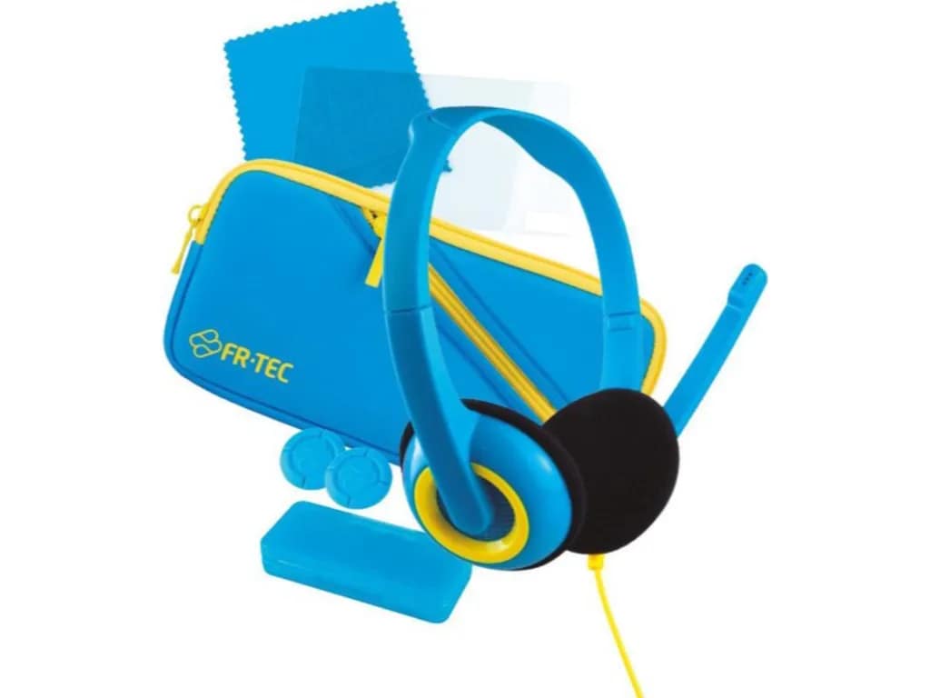 Nintendo Switch Lite Starters Pack met Headset, XL Thumb Grips en Game Case